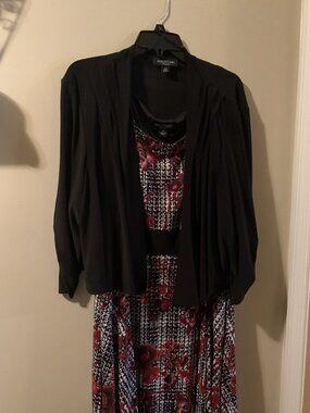 Flowered pattern dress and jacket set